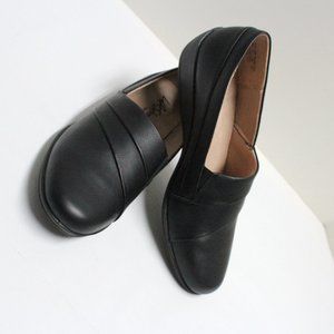 Women's Life Stride Velocity Size 9N Black Shoe